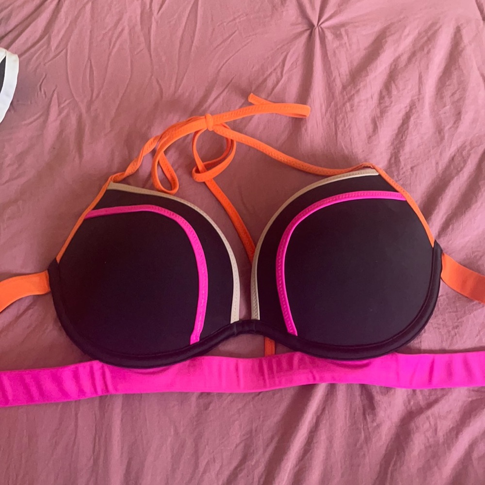Bathing suit top